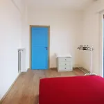 Casa Magritte Vicino A Ospedale E Spiaggia